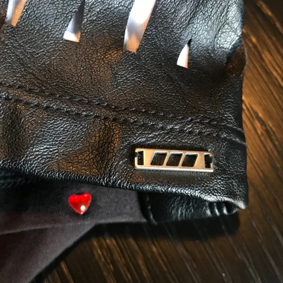 { LORNA JANE }  Sexy Cutout Tank Top - NWOT Large - Picture 3 of 16